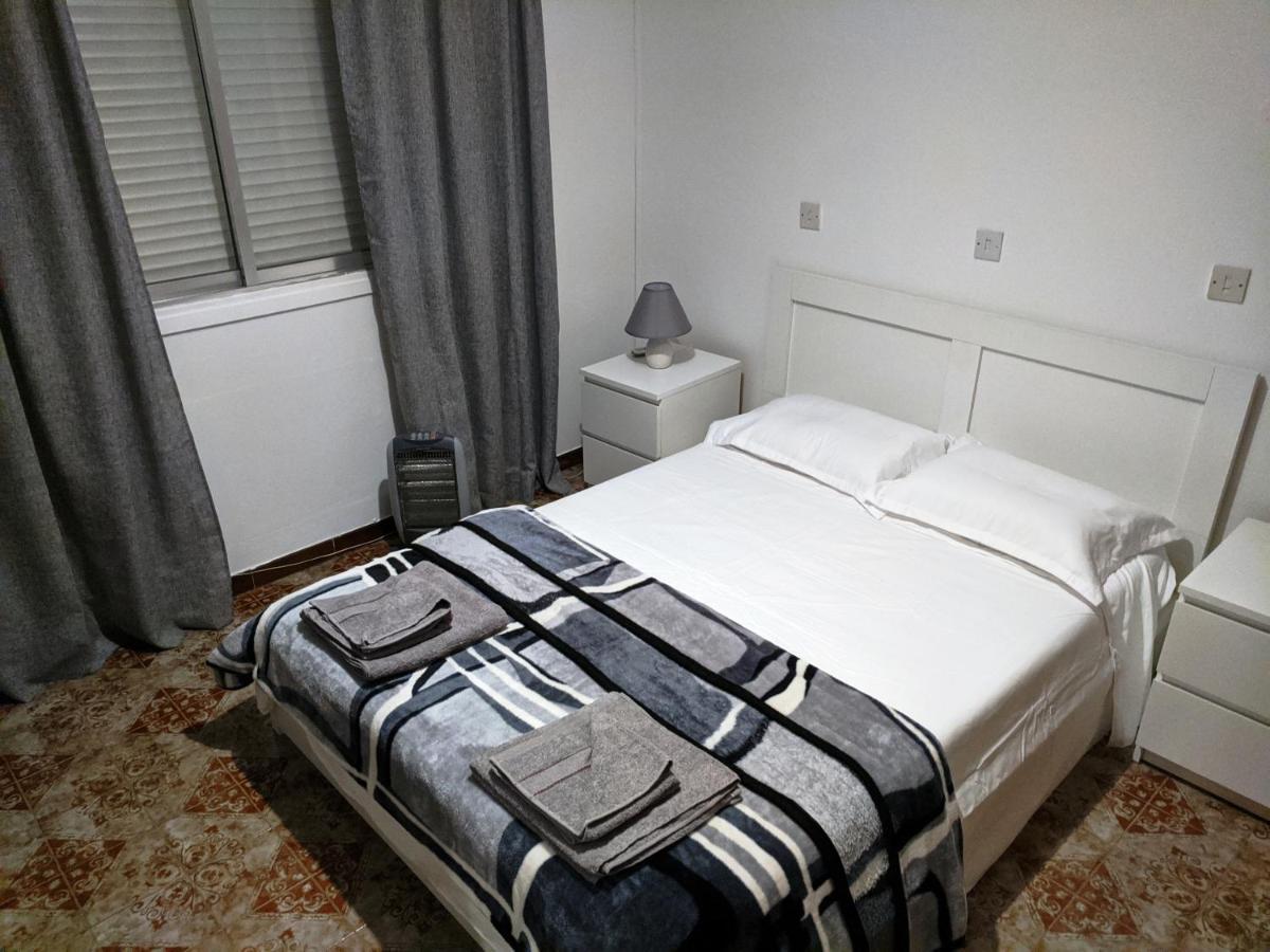 Fantastic 1 Bed Apartment By The Sea Opposite 4 Seasons リマソール エクステリア 写真